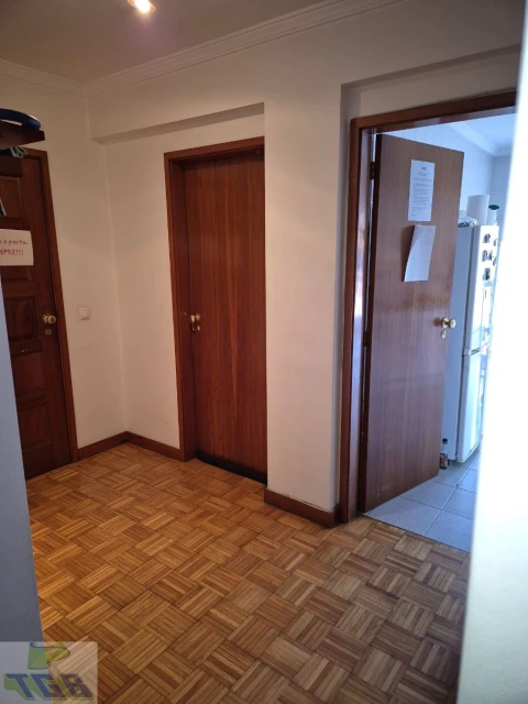 Apartamento T3 para Venda em Glória e Vera Cruz