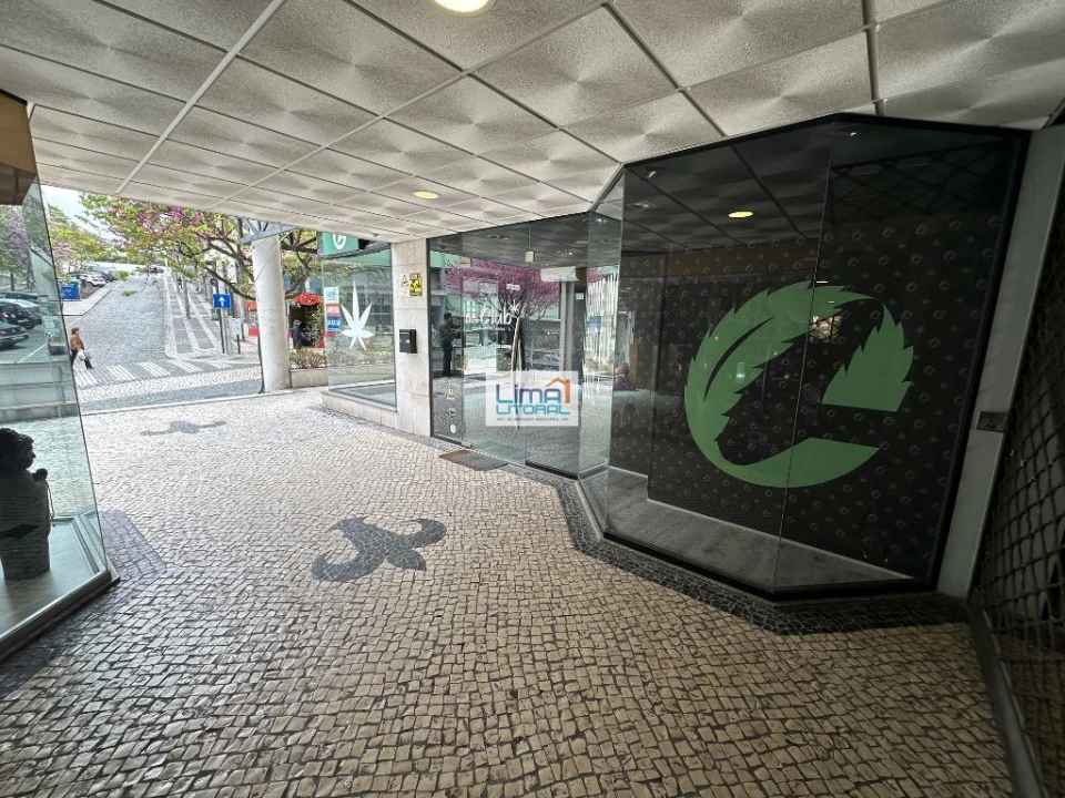 Loja para Arrendamento em Leiria, Pousos, Barreira e Cortes Foto 2