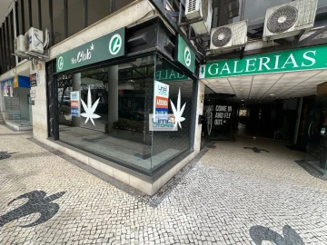 Loja para Arrendamento em Leiria, Pousos, Barreira e Cortes