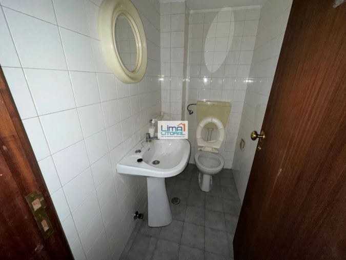 Loja para Arrendamento em Leiria, Pousos, Barreira e Cortes Foto 13