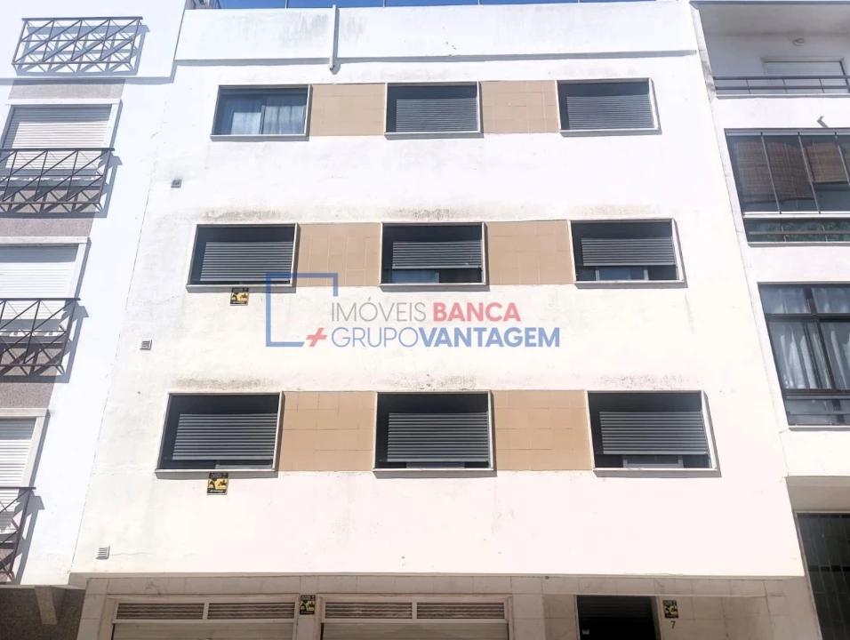 Apartamento T3 para Venda em Encosta do Sol Foto 1