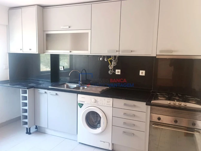 Apartamento T3 para Venda em Encosta do Sol Foto 8