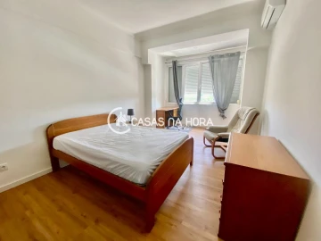 Quarto para Arrendamento em Almada, Cova da Piedade, Pragal e Cacilhas