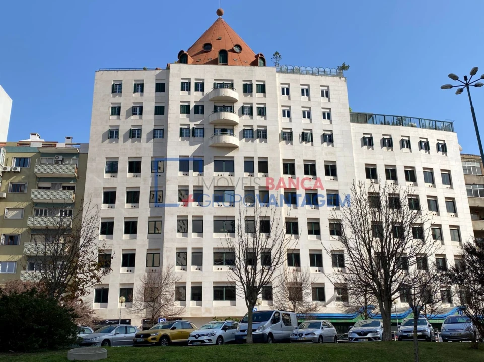 Escritório para Arrendamento em São Domingos de Benfica Foto 1