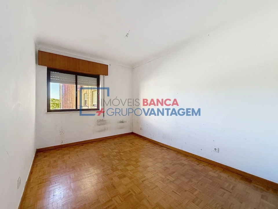 Apartamento T2 para Venda em Algueirão-Mem Martins Foto 9