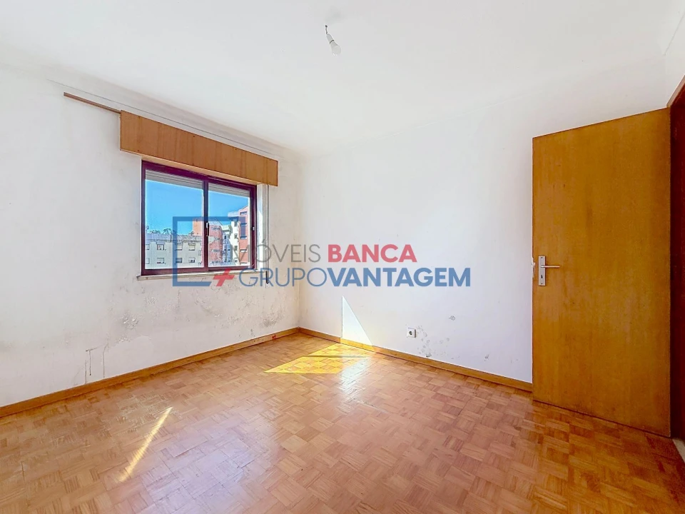 Apartamento T2 para Venda em Algueirão-Mem Martins Foto 13