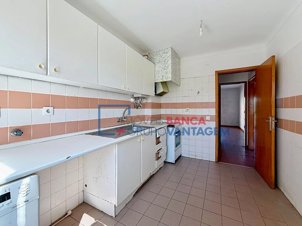Apartamento T2 para Venda em Algueirão-Mem Martins Foto 15