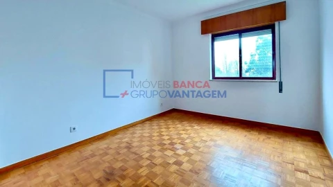 Apartamento T2 para Venda em Algueirão-Mem Martins