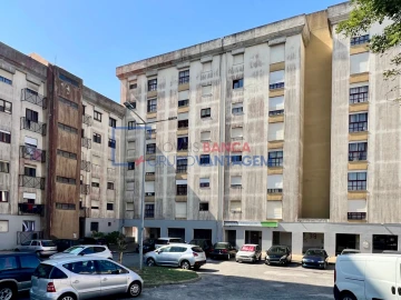 Apartamento T2 para Venda em Algueirão-Mem Martins