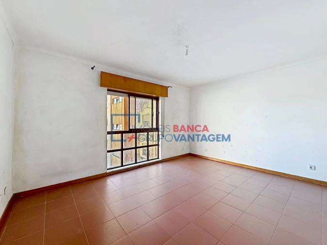 Apartamento T2 para Venda em Algueirão-Mem Martins Foto 7