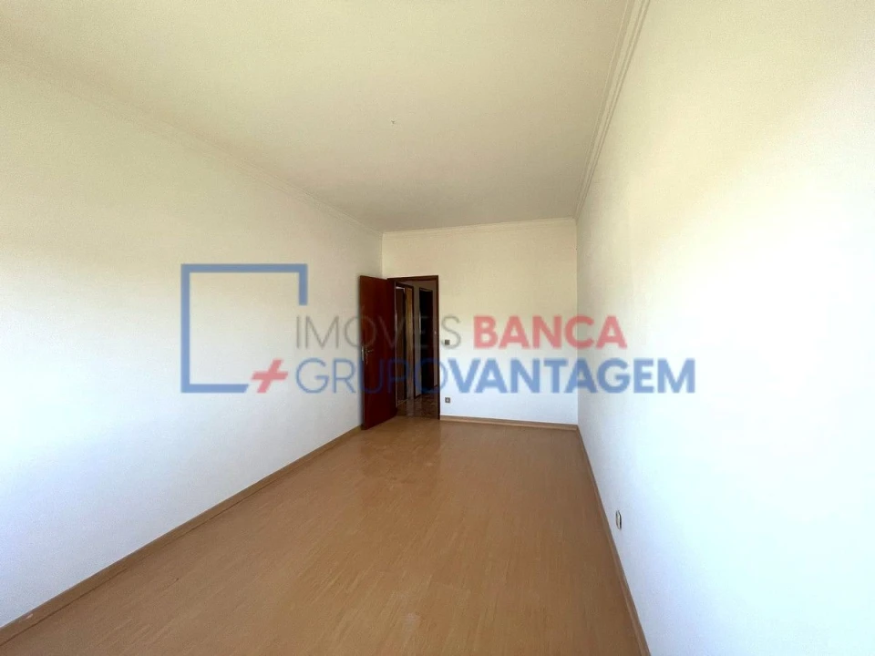 Apartamento T3 para Venda em Amora Foto 17