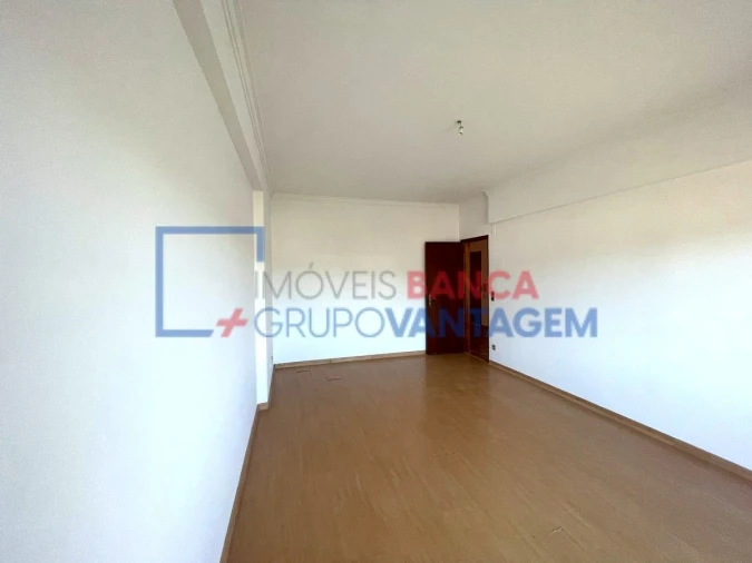 Apartamento T3 para Venda em Amora Foto 13