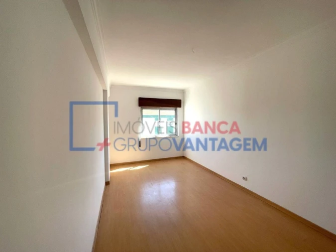 Apartamento T3 para Venda em Amora Foto 18