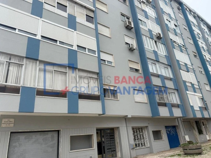 Apartamento T3 para Venda em Almada, Cova da Piedade, Pragal e Cacilhas Foto 18