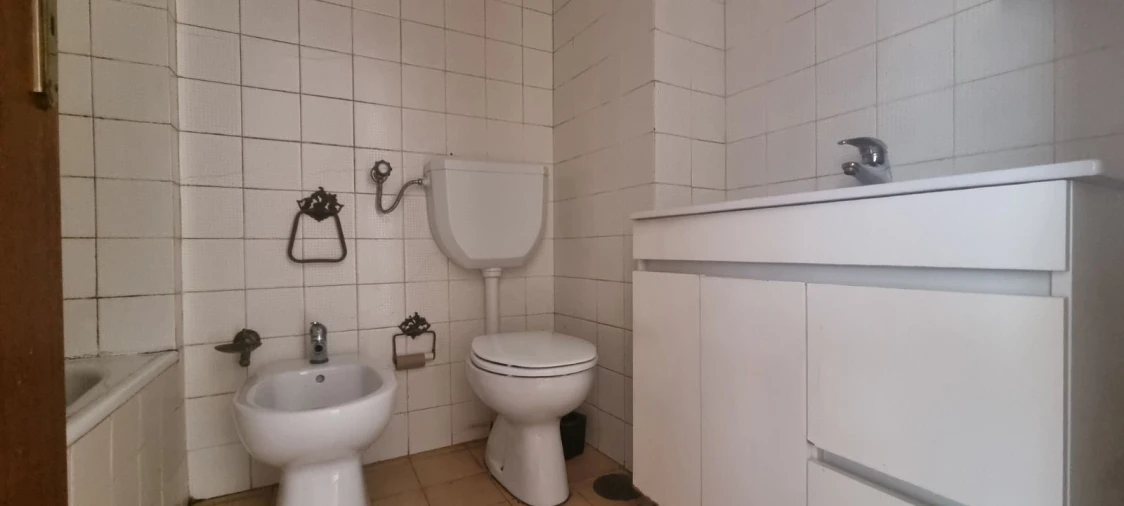 Apartamento T2 para Venda em Rio Tinto Foto 12