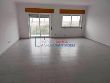 Apartamento T2 para Venda em Azambuja