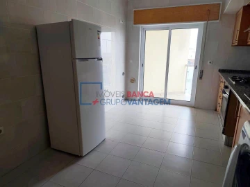 Apartamento T2 para Venda em Azambuja