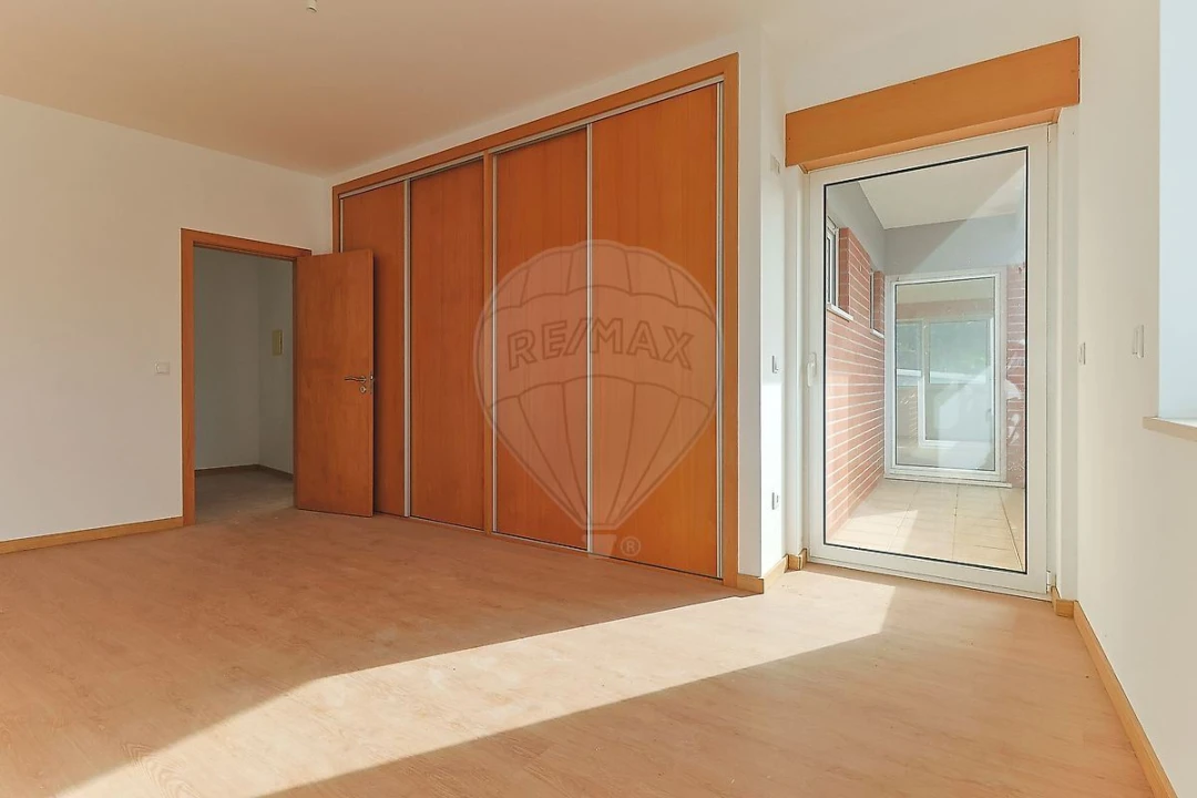 Moradia T4 para Venda em São Martinho do Bispo e Ribeira de Frades Foto 16