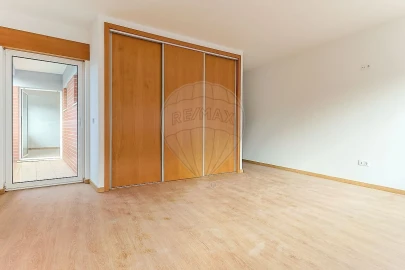 Moradia T4 para Venda em São Martinho do Bispo e Ribeira de Frades