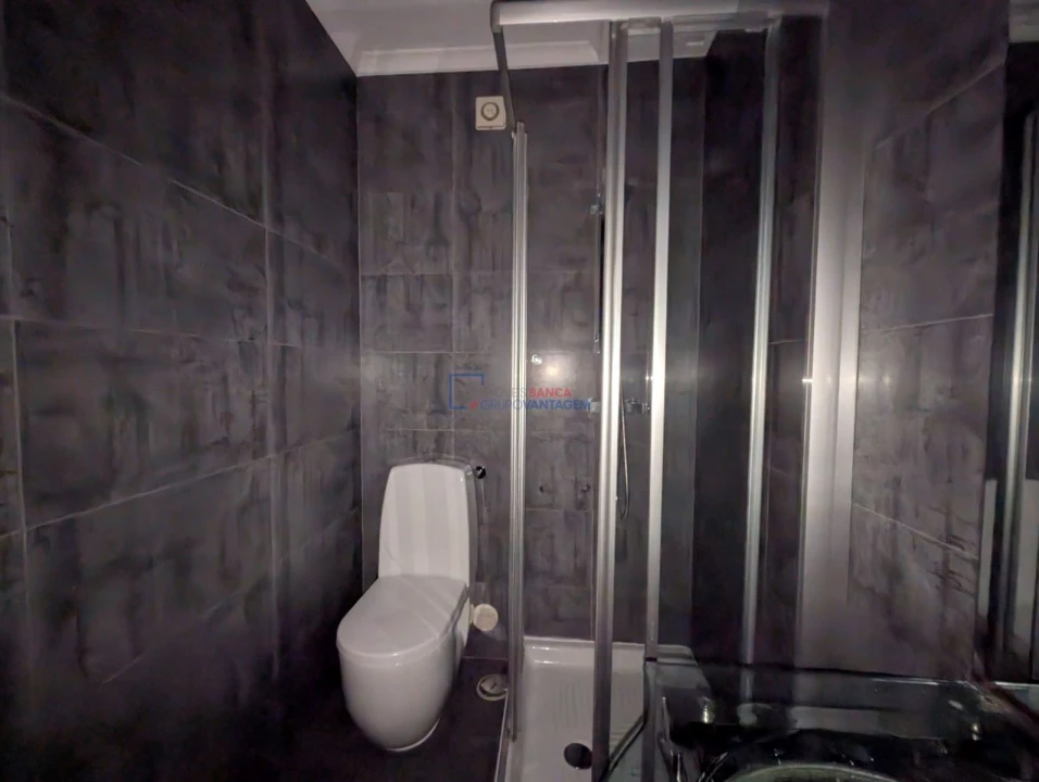 Apartamento T2 para Venda em Venteira Foto 9