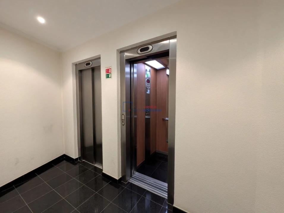 Apartamento T2 para Venda em Venteira Foto 18