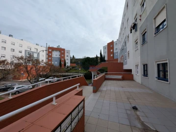 Apartamento T2 para Venda em Venteira