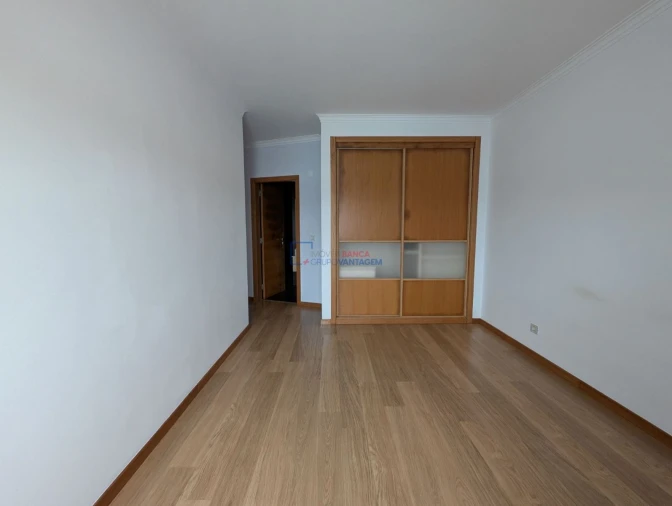 Apartamento T2 para Venda em Venteira Foto 11