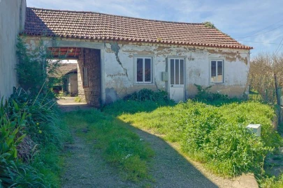 Moradia T3 para Venda em Portunhos e Outil