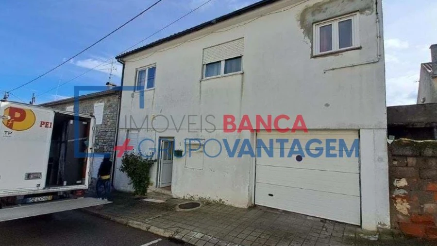 Moradia T4 para Venda em Sé, Santa Maria e Meixedo