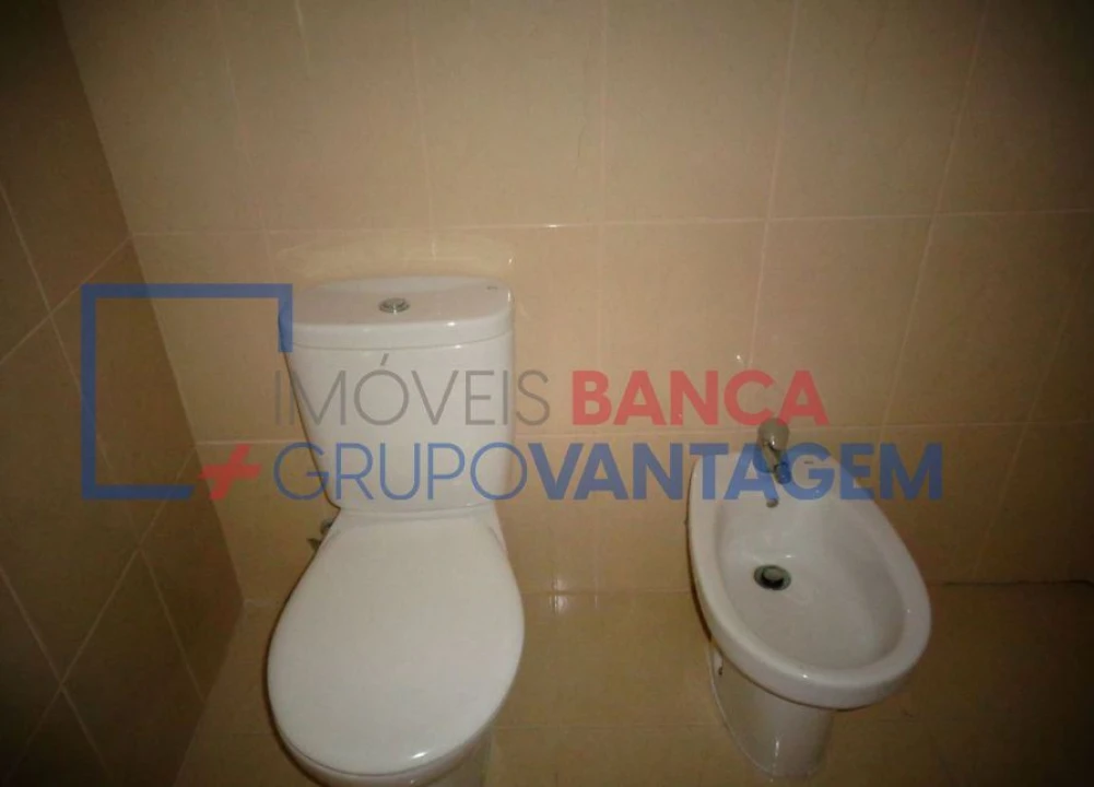 Apartamento T3 para Venda em Fonte Arcada e Oliveira Foto 16