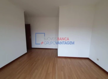 Apartamento T3 para Venda em Paço de Sousa