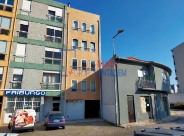 Apartamento T1 para Venda em Paranhos