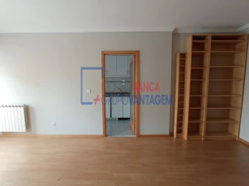 Apartamento T1 para Venda em Paranhos