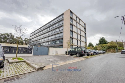 Apartamento T4 para Venda em Mafamude e Vilar do Paraíso
