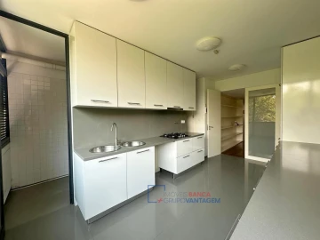 Apartamento T4 para Venda em Mafamude e Vilar do Paraíso