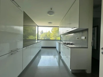 Apartamento T4 para Venda em Mafamude e Vilar do Paraíso