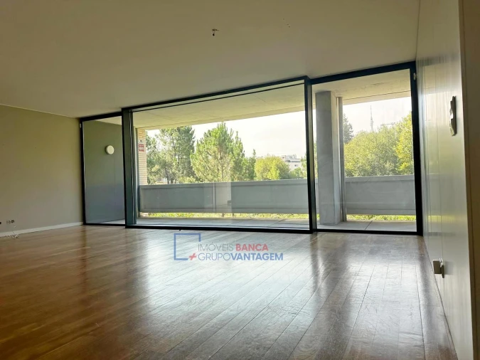 Apartamento T4 para Venda em Mafamude e Vilar do Paraíso Foto 4