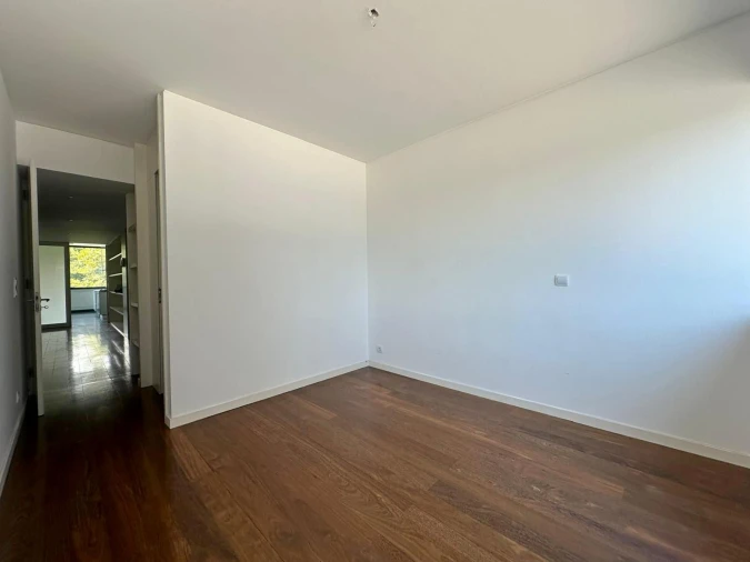 Apartamento T4 para Venda em Mafamude e Vilar do Paraíso Foto 13