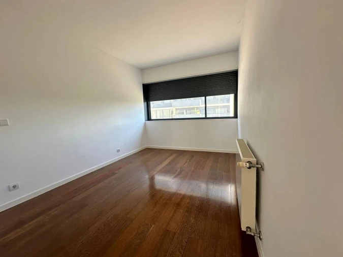 Apartamento T4 para Venda em Mafamude e Vilar do Paraíso Foto 24