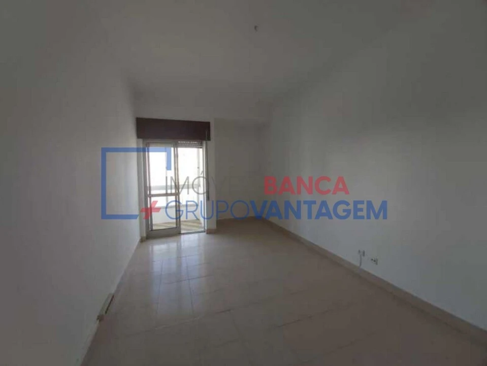 Apartamento T3 para Venda em Moita Foto 7