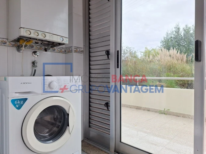 Apartamento T2 para Venda em Cidade da Maia Foto 13