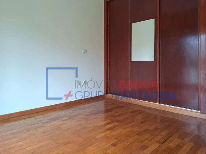 Apartamento T2 para Venda em Cidade da Maia Foto 18