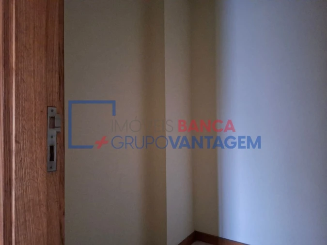 Apartamento T2 para Venda em Cidade da Maia Foto 22