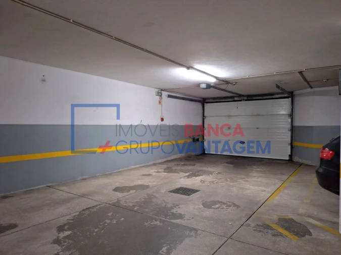 Apartamento T2 para Venda em Cidade da Maia Foto 27