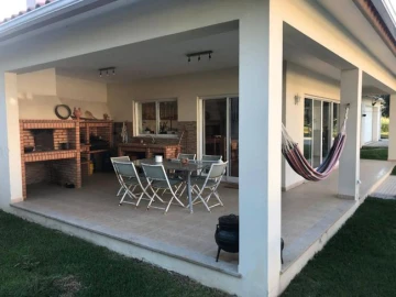 Moradia T4 para Venda em Samuel