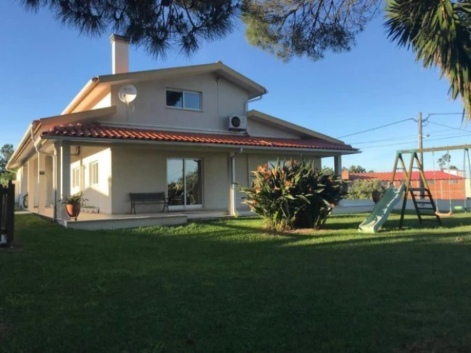 Moradia T4 para Venda em Samuel Foto 4