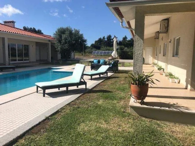 Moradia T4 para Venda em Samuel Foto 7