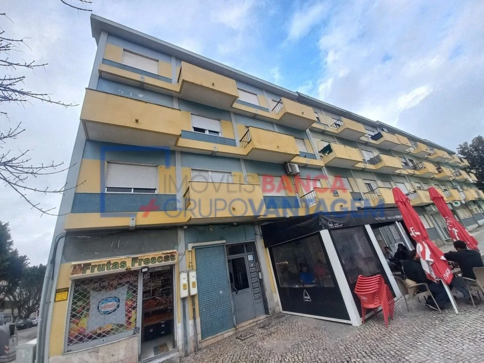 Apartamento T2 para Venda em Barreiro e Lavradio Foto 15