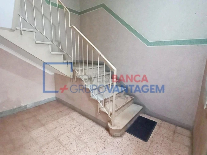 Apartamento T2 para Venda em Barreiro e Lavradio Foto 4