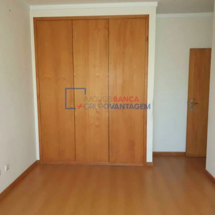 Apartamento T1 para Venda em Ermesinde Foto 6